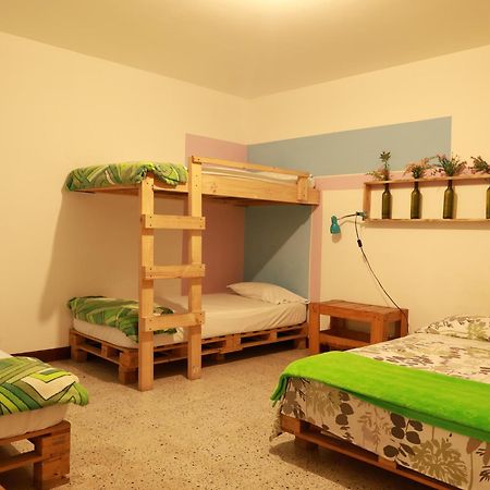 Hostal Rich Medellín Zewnętrze zdjęcie