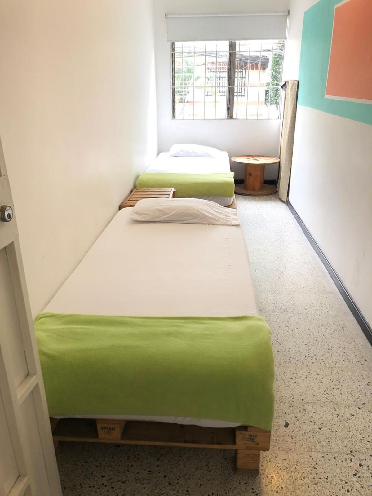 Hostal Rich Medellín Zewnętrze zdjęcie