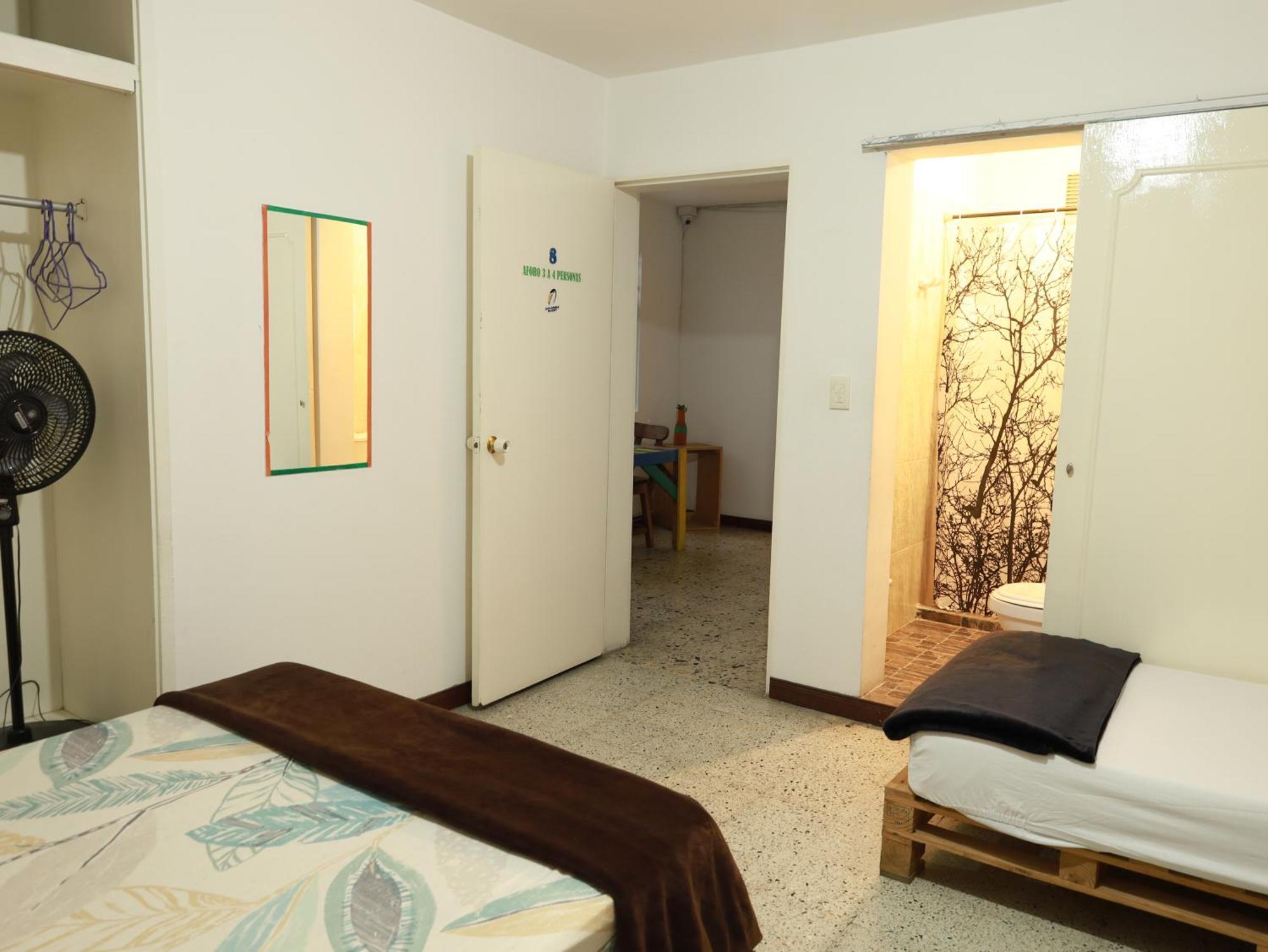Hostal Rich Medellín Zewnętrze zdjęcie