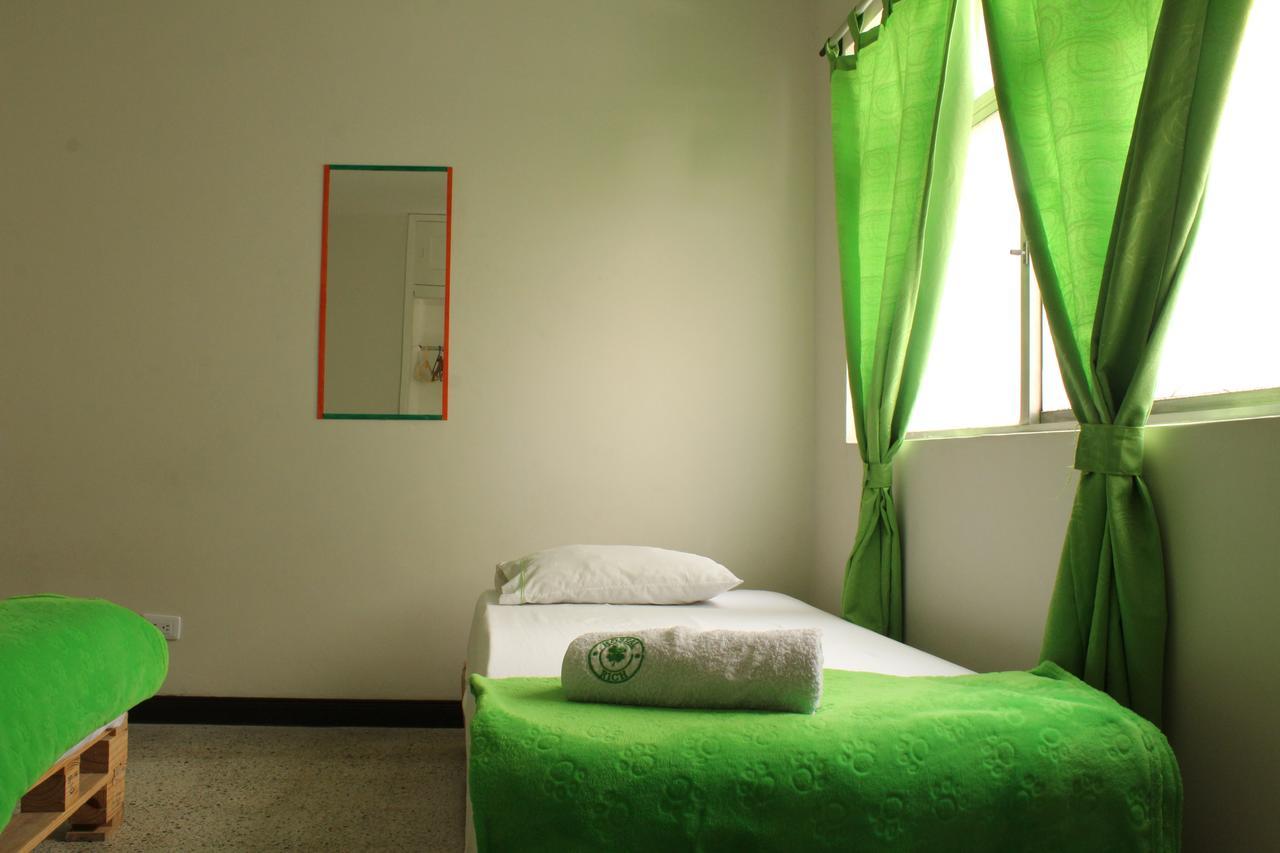 Hostal Rich Medellín Zewnętrze zdjęcie