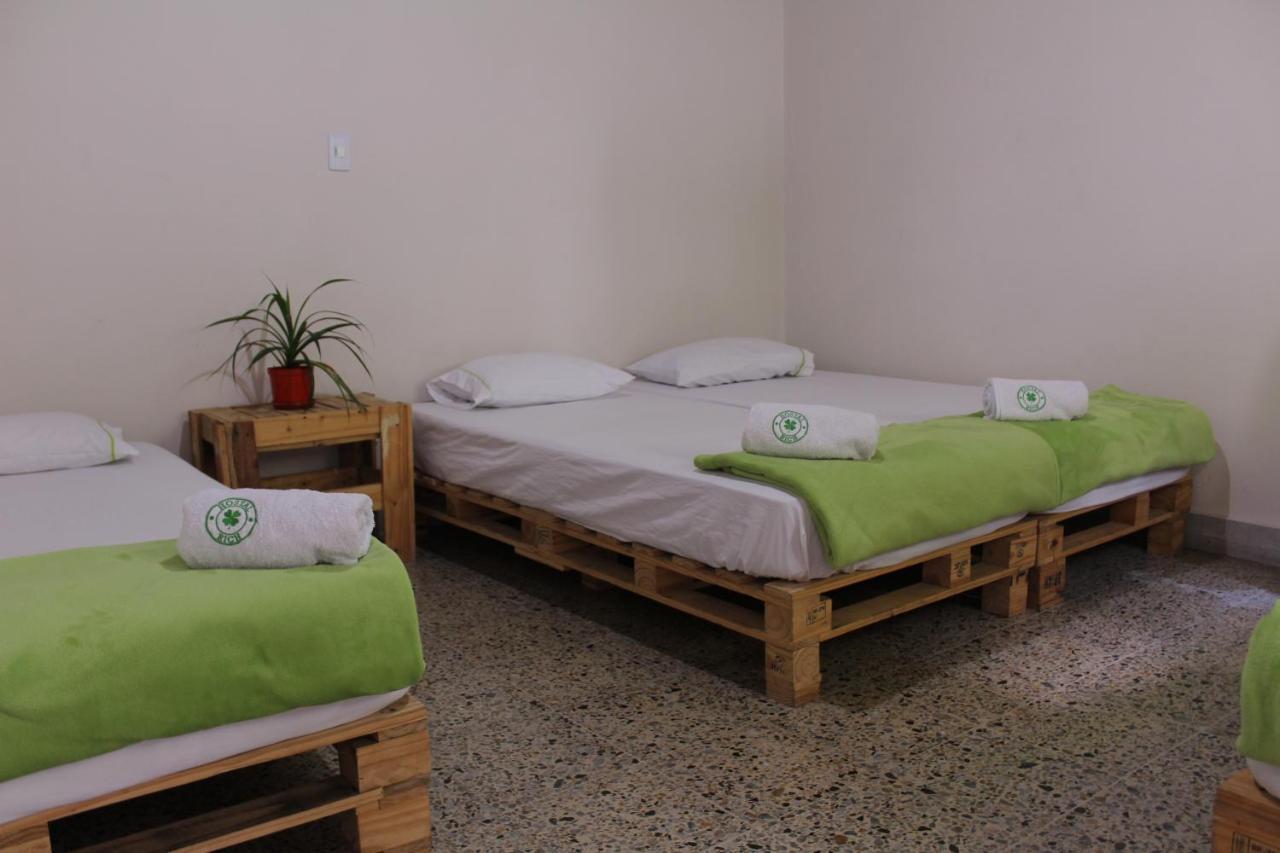 Hostal Rich Medellín Zewnętrze zdjęcie